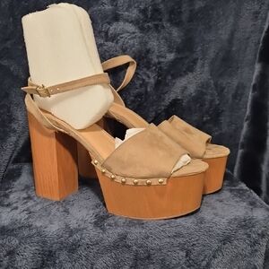 JustFab Brown Platform Heels with Ankle Strap